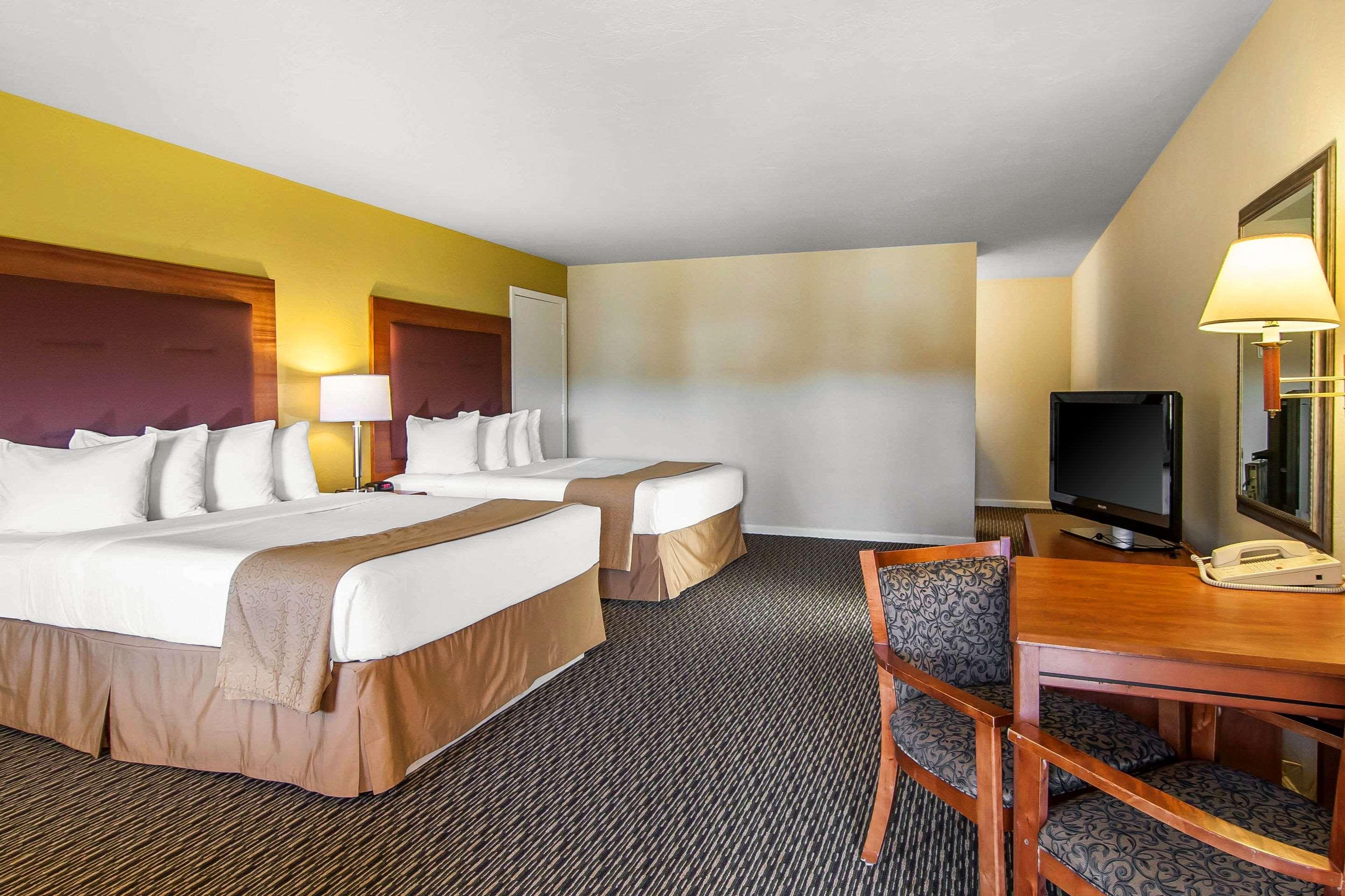 Quality Inn & Suites At Coos Bay North Bend Esterno foto
