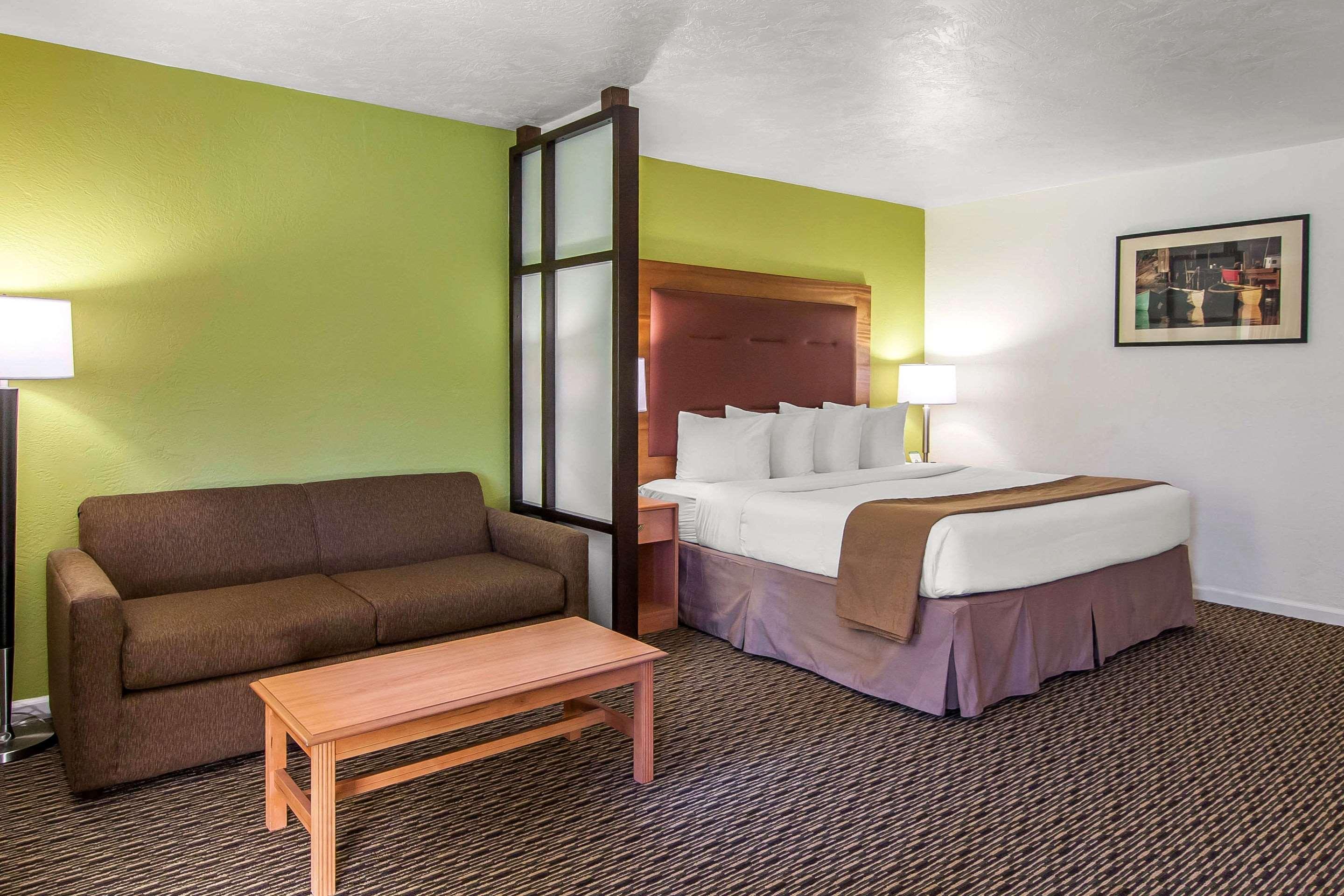 Quality Inn & Suites At Coos Bay North Bend Esterno foto
