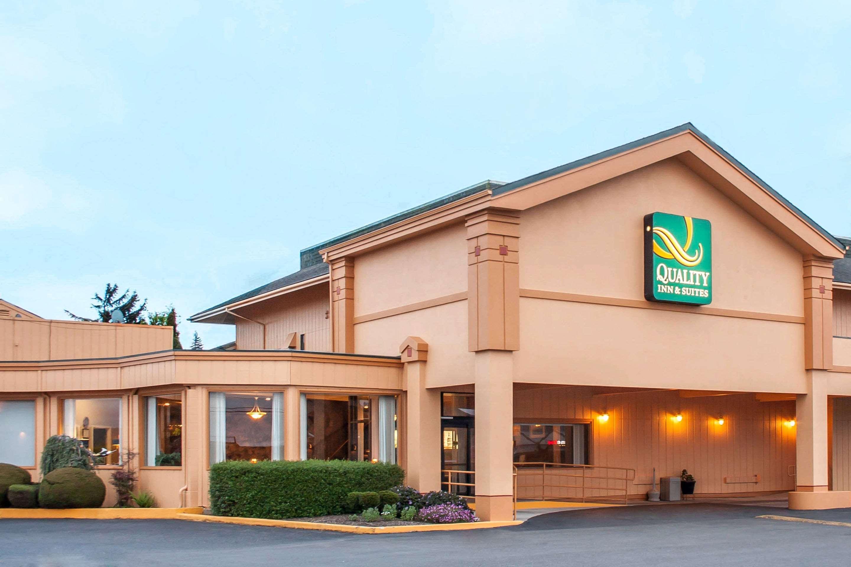 Quality Inn & Suites At Coos Bay North Bend Esterno foto