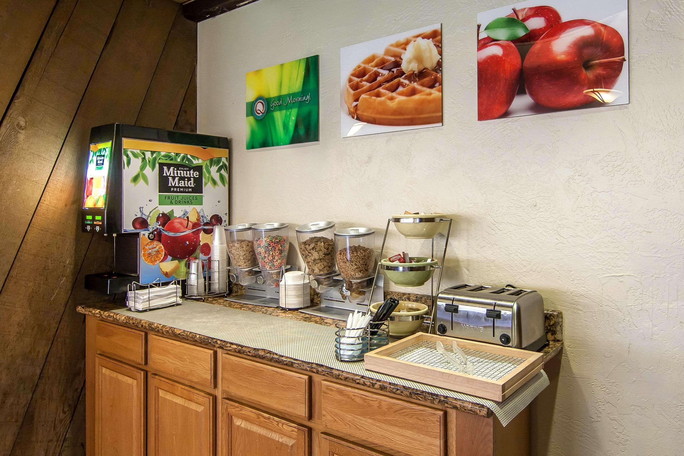 Quality Inn & Suites At Coos Bay North Bend Esterno foto