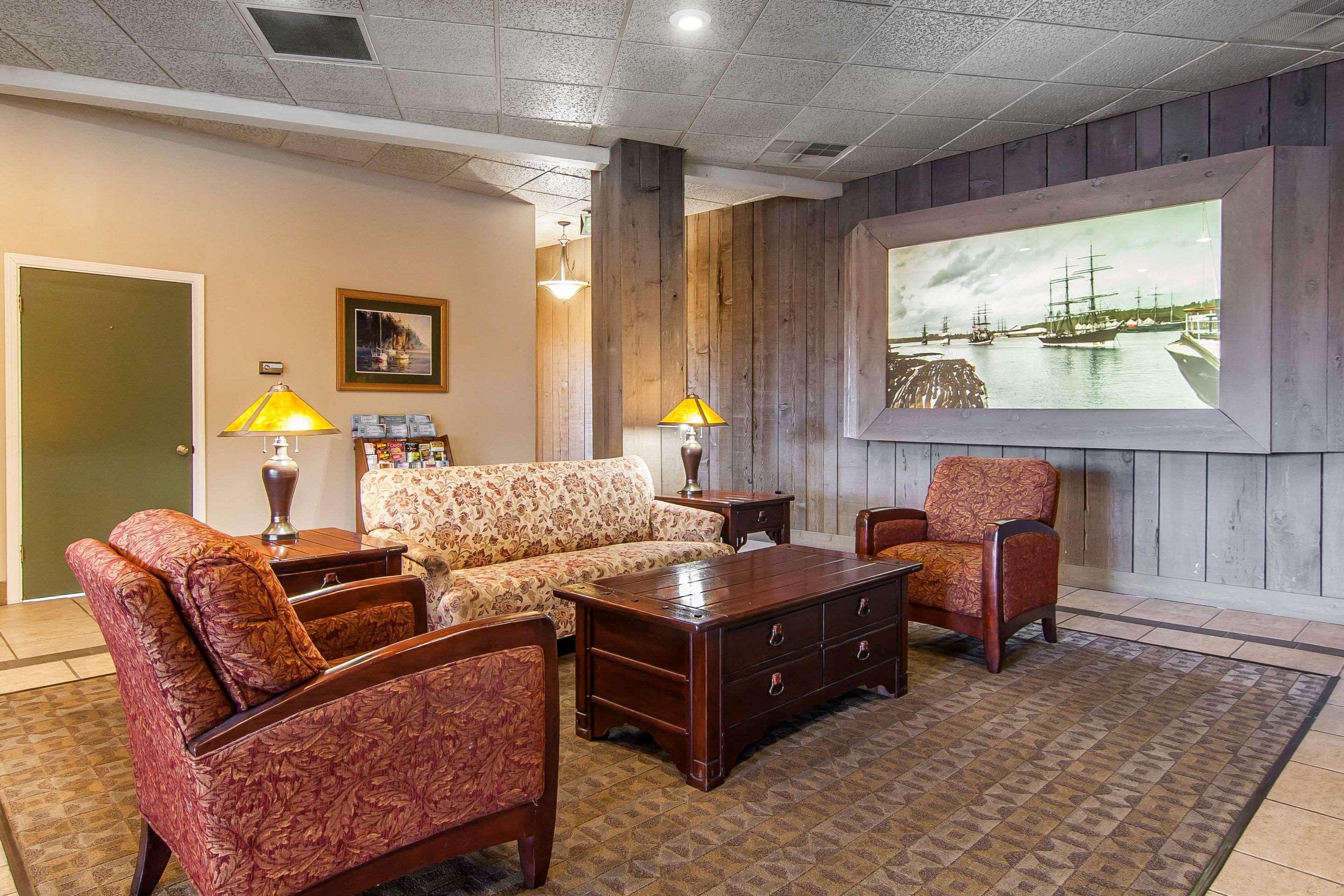Quality Inn & Suites At Coos Bay North Bend Esterno foto
