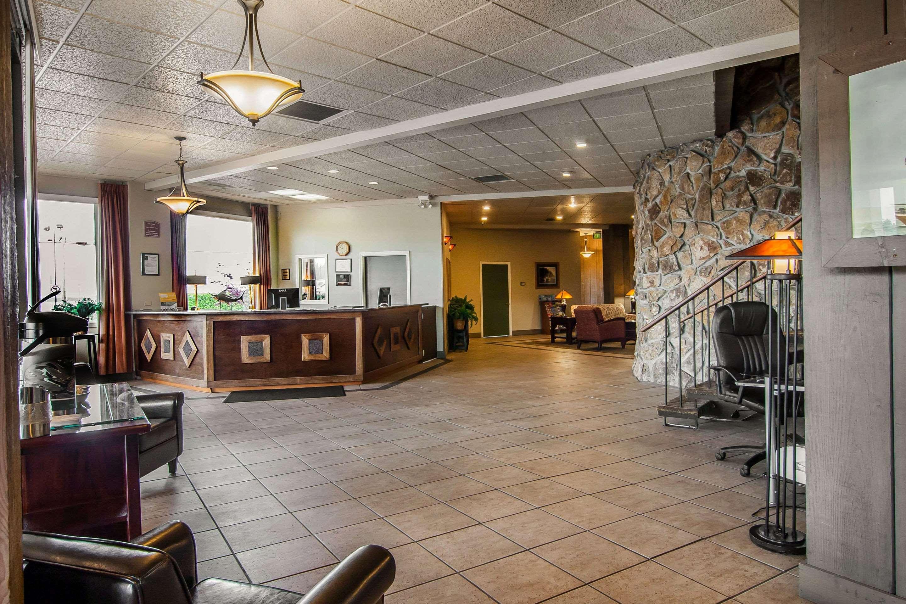 Quality Inn & Suites At Coos Bay North Bend Esterno foto