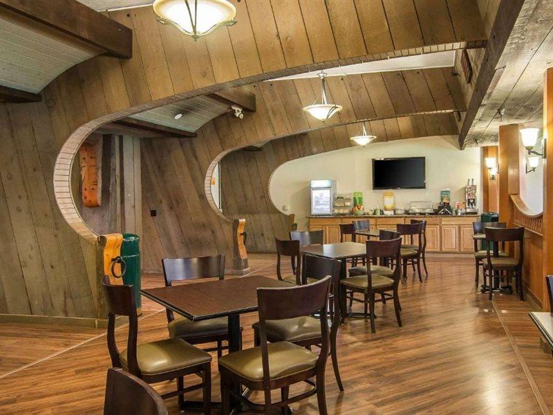 Quality Inn & Suites At Coos Bay North Bend Esterno foto
