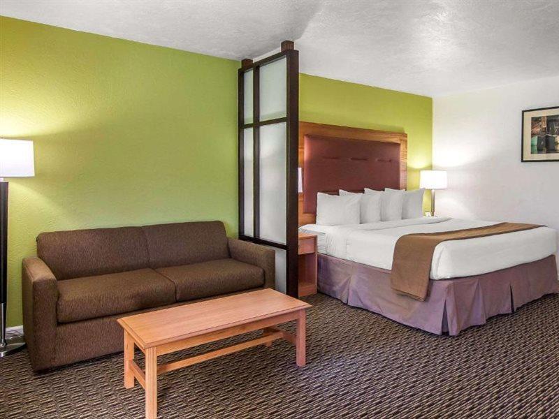 Quality Inn & Suites At Coos Bay North Bend Esterno foto