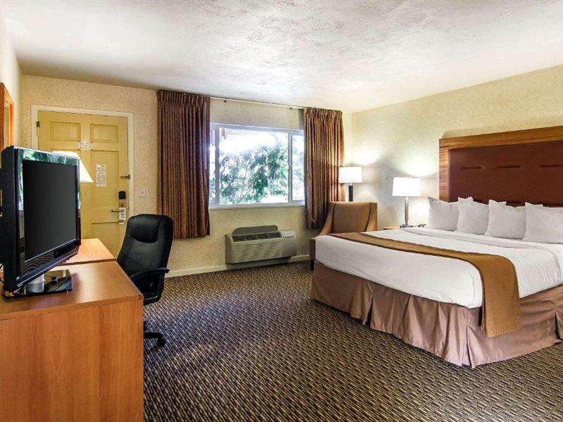 Quality Inn & Suites At Coos Bay North Bend Esterno foto