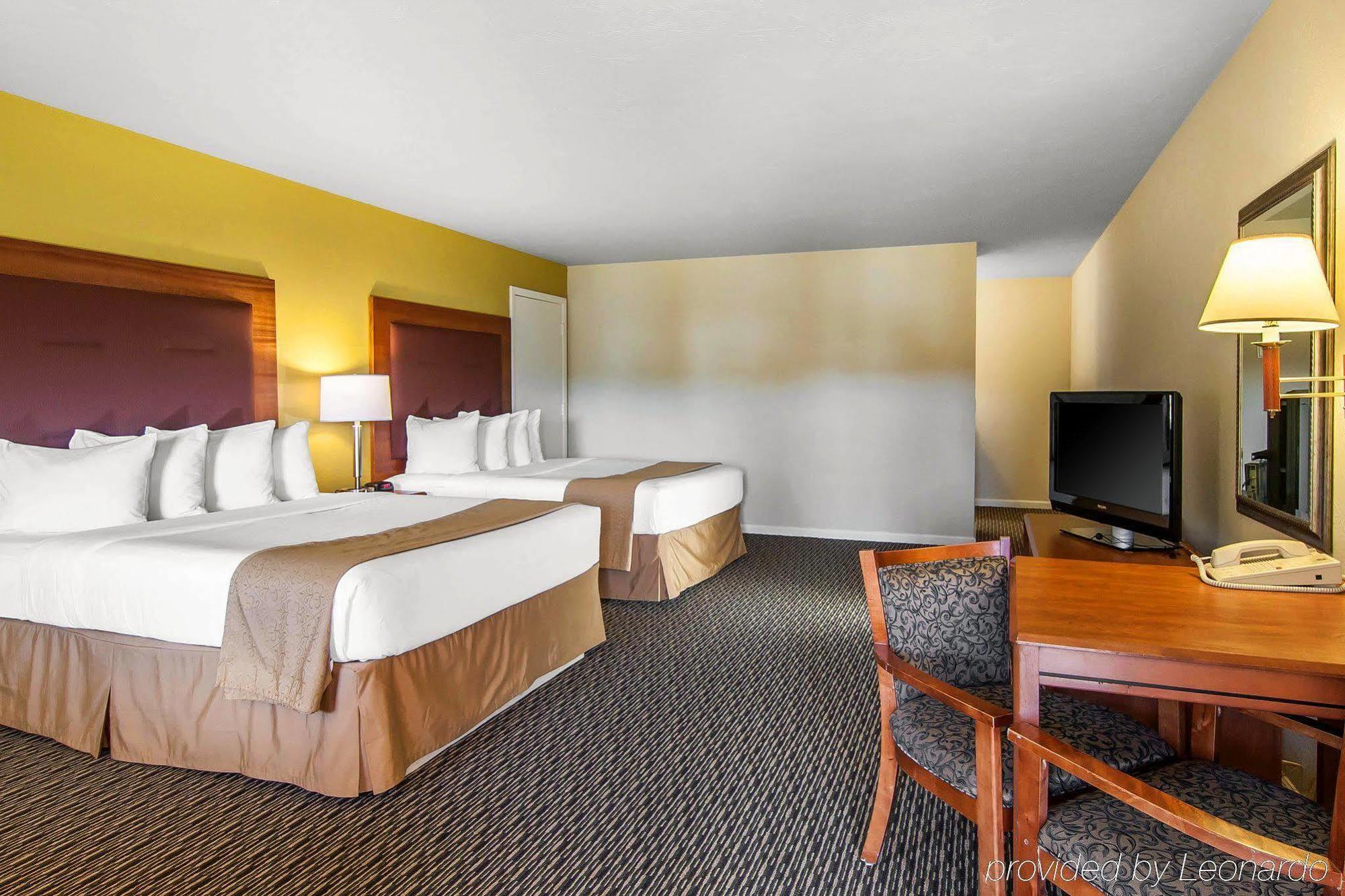 Quality Inn & Suites At Coos Bay North Bend Esterno foto